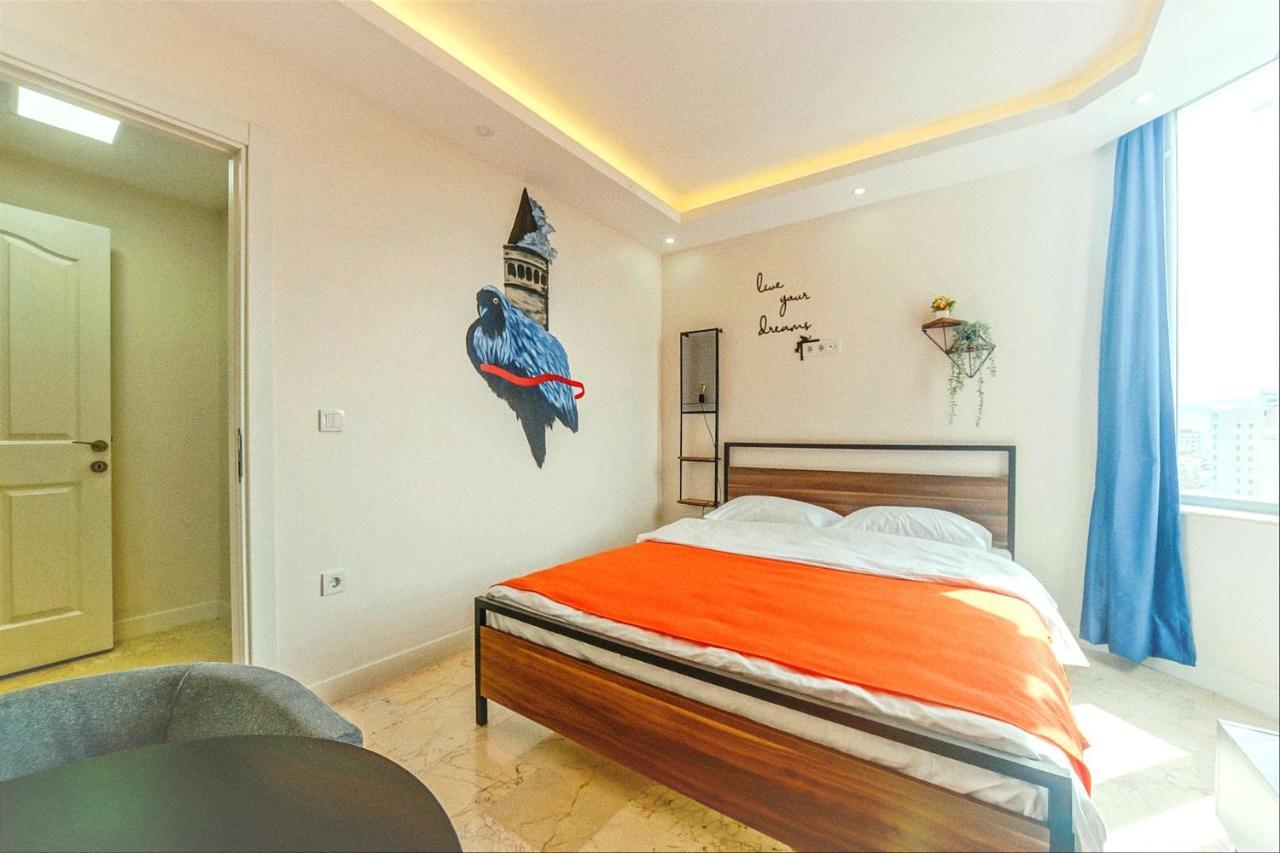 Manu Startup House